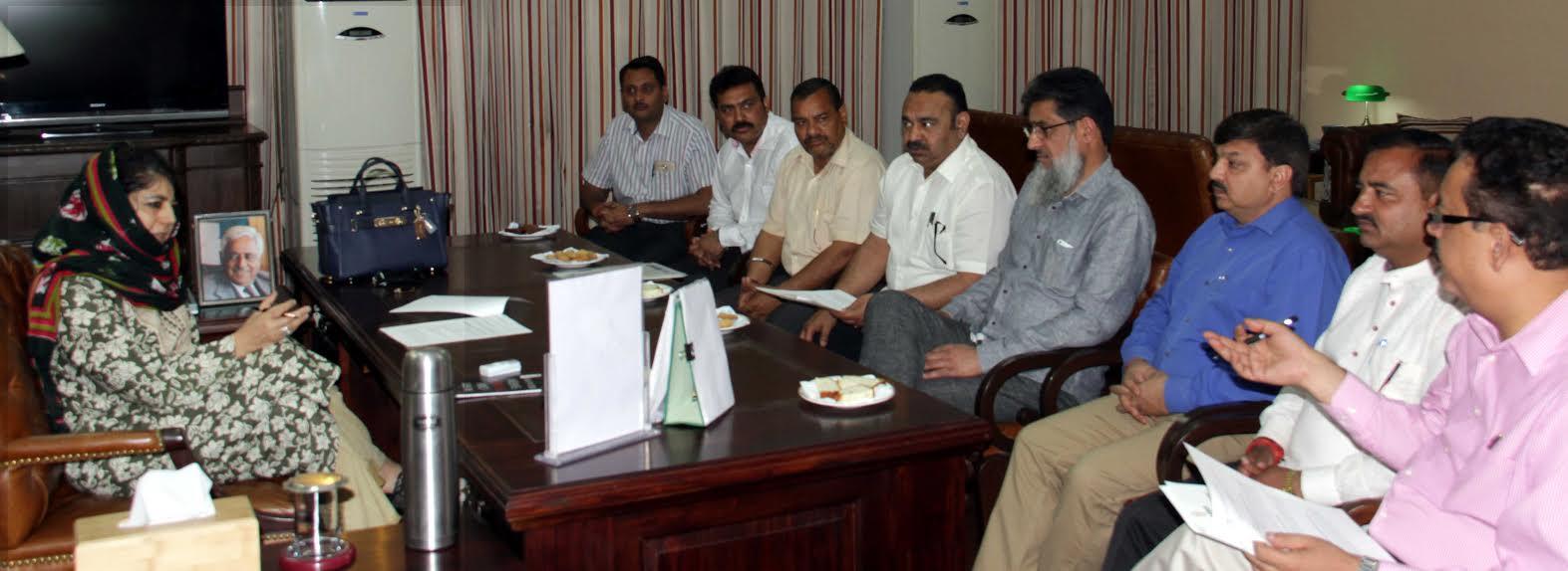CCI delegation calls on CM